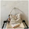 Bolsos de mano transfronterizos de moda 2025, bolsos de hombro de alta gama para mujer, bolsos cruzados de moda, bolsos grandes de capacidad para el antebrazo para mujer