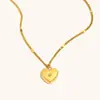 Moda Europeia e Americana Transfronteiriça Nicho Versátil Pingente Aço Inoxidável Banhado a Ouro 18K Mini Zircônia Coração Flor de Mês Colar