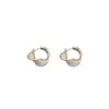 Estilo indiferente europeo y americano tejido de punto trenzado ear cuff simple luz de lujo diseño de nicho aretes moda de alta gama joyería de oído versátil