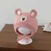 Chapéu infantil ins, gorro de lã com urso de desenho animado para bebês de 1 a 3 anos, gorro de tricô para outono e inverno, touca com proteção para as orelhas