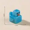 Paisagem miniatura transfronteiriça, grade de pixels que brilha no escuro, pequenas figuras de patinhos amarelos, acessórios decorativos fofos para DIY, mini enfeites