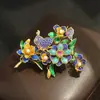 Broche de esmalte estilo antigo de peônia para mulheres, pino de flor pintada vintage de nicho, acessório de lapela para terno