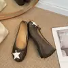 Zapatos Planos de Suela Suave Otoño 2026 Estilo Coreano Boca Baja Zapatos de Una Sola Pieza Zapatos de Abuela para Mujer Versátiles Slip-Ons de Estrella de Cinco Puntas Fondo Plano