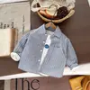 Camisa para niño 2026 primavera y otoño nuevo estilo camisa a rayas bordada de cachorro top versátil casual de manga larga para niños pequeños y medianos