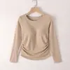 Top de Algodón Estilo Nuevo con Almohadillas en el Pecho, Mangas Largas Cola de Golondrina Curva, Copas Integradas, Corte Ajustado, Adecuado para Usar como Ropa Exterior