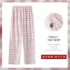2025 Novas Calças de Pijama Xadrez Femininas Primavera e Outono Algodão Soltas Simples Redutoras de Idade Tamanho Grande Podem Ser Usadas Fora de Casa Calças com Ar Condicionado