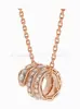 Foto Real de Nuevo Collar de Forma de Serpiente de Estilo Europeo y Americano de Gama Alta para Mujer con Diamantes Rojos, Moderno y Versátil, Exquisita y Lujosa Cadena para Clavícula, Regalo para Novia