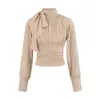 Camiseta Feminina Manga Longa Plissada Gola Alta com Fita Francesa para Outono Slim Fit Roupa de Trabalho Top Sexy de Alto Padrão Costas Abertas