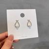 Aretes de Alta Gama para Mujer, Aretes Nicho, Joyería de Temperamento de Flor de Perla Retro, Aretes para Puesto Mayorista