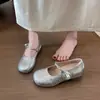 Zapatos Mary Jane de Primavera y Verano Suela Suave Zapatos Planos para Mujer Imitación de Cuero 2026 Retro Corte Bajo Zapatos de una Sola Pieza Tejido a Mano Infantil Nuevo Estilo
