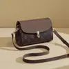Bolso Cuadrado Pequeño Estampado Retro 2025 Nueva Moda Bolso de Hombro de Gama Alta Estilo Femenino Bolso Cruzado Simple para Viajar