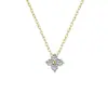 Collar de trébol de cuatro hojas dorado para mujer, cadena para la clavícula, elegante, lujo ligero, nicho, alta gama, simple, moderno, diseño versátil, modelo nuevo