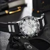 Nuevo Negocio Transfronterizo Blu-ray Reloj para Hombre Reloj para Hombre Esfera Grande Reloj de Cuarzo Correa de Silicona Fabricantes en stock
