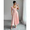 Nuevo vestido de verano estilo europeo y americano de Amazon con ajuste en la cintura, adelgazante, corte A, mangas con volantes y estampado jacquard, elegante y romántico
