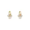 Pendientes florales de perlas etéreos con cierre de presión para mujer, diseño de nicho, tachuelas de lujo ligero, pendientes de estilo vintage de alta gama