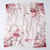 Lenço Quadrado Pequeno Floral Feminino Coreia do Sul Lenço de Seda Versátil Fino Estampa de Flor de Ameixa Primavera Verão Lenço Fino Outono Inverno