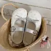 Bailarinas de mujer que aumentan la altura con lazo, transpirables, nuevo estilo 2026, perfectas con vestidos, versátiles para primavera y verano, zapatos blancos casuales