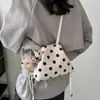 Bolsa feminina de alta qualidade, grande capacidade, moderna, estilo coreano, novo modelo outono 2026, leve e versátil para o dia a dia, bolsa de ombro e transversal