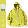 Chaqueta de Concha Dura Woodpecker para Mujer Nueva Outdoor Tres en Uno Escalada de Montaña Cortavientos Pequeña de Gama Alta Delgada