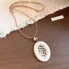Cordón de cuero cuenta de madera vid de rafia tejido sombrero de paja collar estilo étnico retro cadena para suéter diseño personalizado sentido de diseño collar de nicho