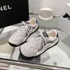 Zapatillas de entrenamiento alemanas de moda con bloques de color para mujer, nueva moda versátil casual con cordones para primavera/otoño 2026