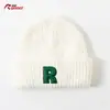 Gorro de lana con letra R de celebridad de internet estilo coreano para mujer, moderno y versátil, hace que la cara se vea más pequeña, gorro de punto para otoño e invierno, gorro cálido para clima frío