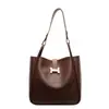 Moda de Invierno 2024 Nuevo Color Sólido Casual Simple para Viajar Gran Capacidad Bolso de Hombro Bolso Cruzado Bolso de Axila