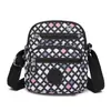 Bolso de hombro grande de capacidad para compras mochila cruzada casual bolso cuadrado pequeño de moda bolso de tela de nailon impermeable de moda