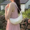 Bolso bandolera para ir al trabajo, bolso de hombro versátil de gran capacidad de moda para mujer, estilo simple de bola de masa nuevo para el verano de 2026