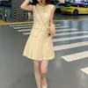 Vestido Conjunto Estilo Chanel para Mulheres, Roupa de Verão, Estilo Coreano, Chique e Deslumbrante, com um Colete Combinado a uma Saia Plissada, um Conjunto Completo