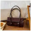 Bolso Retro Bajo el Brazo para Mujer Diseño de Nicho de Alta Gama Bolso de Hombro Único Gran Capacidad Versátil Bolso Baguette Largo para Viajes de Negocios