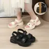 Sandalias de Plataforma con Suela Gruesa del Sudeste Asiático para Mujer Verano 2025 Nuevas Versátiles Moda Femenina Elevadoras Sandalias de Playa de Verano