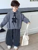Conjunto de Roupa de Primavera para Meninos 2026 Novo Estiloso Infantil Moda de Primavera Conjunto de Duas Peças Tendência Casual Esportivo para Menino