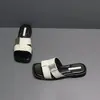 Nuevas Sandalias Planas Casuales de Moda Primavera/Verano 2026 con Diseño Tejido Metálico para Mujer, Estilo Francés, Comercio Transfronterizo