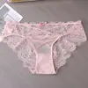 Ropa Interior Sexy de Encaje Cruzado Tentación Corte Transparente en Glúteos Cintura Baja Chica Deseo Puro Bragas Venta al por Mayor 1055