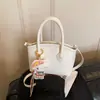 Bolso Pequeño Súper Popular Modelo Nuevo 2026 Bolso de Hombro de Moda Casual Artículo Caliente Transfronterizo Bolso Cruzado de Alta Gama para Viajes Diarios