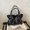 Bolso plisado de un solo hombro 2026 Nuevo de gran capacidad Estilo dulce picante Chica popular Hebilla de cuero Bolso de un solo hombro Bolso de mano versátil plisado