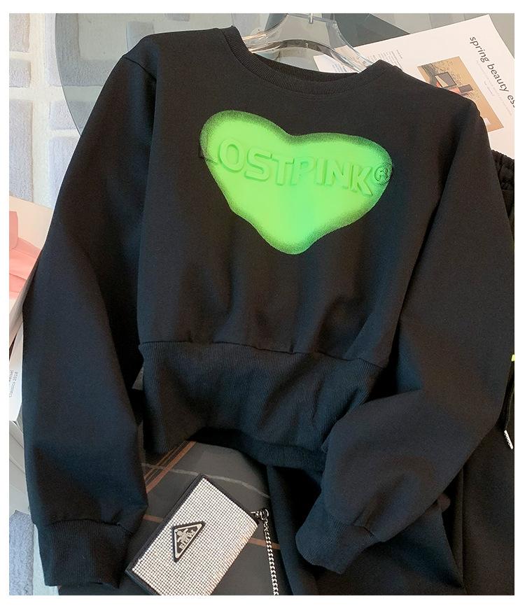 跨境淘货源分销2023秋冬季新款街头潮流减龄小个子爆款欧货网红款运动套装休闲运动气质休闲时尚流行新款秋装秋装女装时尚套装套装女装秋季套装女套装女女士运动服女装两件套套装卫衣套装休闲套装秋季套装女装时尚套装盐系休闲套装女装2023百搭设计感小众洋气欧货阿里国际站跨境采购Cross-border, shopping source, foreign trade, export, distribution 2023 fall, winter, new, street trend, explosive, European goods, network red, sportswear, leisure sports, temperament leisure, fashion popular, new autumn wear, autumn women's wear, fashion suit, women's wear, women's wear, women's wear, women's sportswear, women's two-piece, hoodie suit, casual suit, autumn suit, women's wear, Fashion suit salt department, casual suit women's dress, Ali International Station, cross-border procurement