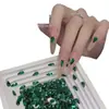 Rinestones Planos para Uñas Versátiles Súper Brillantes Lujosos Princesa Gota de Agua Esmeralda Irregular Accesorios de Rinestones para Uñas Venta al por Mayor