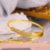 Pulsera de Lujo Ligero de Alta Gama Diseño Nicho Europeo y Americano Hebilla Microincrustada Chapada en Oro Taladro Flash Hebilla de Cinturón Pulsera de Clavos