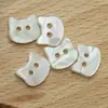 Botões coloridos de gato em estoque para atacado, botões de pérola de resina para camisas, suéteres infantis e casacos, botões decorativos para costura à mão