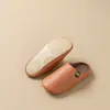 Pantuflas de Algodón Impermeables de Suela Blanda para Mujer 2026 Otoño/Invierno Nuevo Estilo de Interior Más Terciopelo Cálido Antideslizantes Silenciosas para Piso Hombres