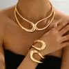 Estilo Metalero Transfronterizo Europeo y Americano Corte Simple Asimétrico Cuello de Primavera para Mujer Elegante y con Estilo Moda Joyería de Alta Gama