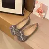 2026 Primavera/Outono Novo Estilo Coreano Tamanho Grande Strass Laço Nó Sapatos de Mãe Slip-on Baixo Plano Sapatos de Feijão