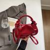 Design Nicho Textura Casual Bolsa Simples Plissada 2025 Primavera Novo Estilo Bolsa Transversal de Ombro Feminina da Moda