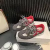 La tendencia más candente del otoño: Zapatillas de entrenamiento alemanas súper cómodas, de suela blanda y elegantes. La nueva colección de otoño 2026 presenta un impresionante diseño casual retro