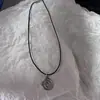 Set de Collares para Pareja Colgante Sol y Espiral - Gargantillas de Cordón Negro Vintage, Joyería Estética Unisex
