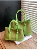 Bolso Pequeño Casual Transfronterizo Otoño e Invierno para Mujer 2026 Nueva Moda Versátil Bolso Cubo Bolso Cruzado de Cubo para Viajar
