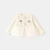 Primavera 2026 Nuevo Bordado de Dibujos Animados Chaqueta para Niñas Parte Superior de Cardigan Tejido con Dobladillo de Malla para Bebé Niña Venta al por Mayor