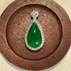 Plata de Ley 925 Nuevo Calcedonia Natural Verde Alto Forma de Gota 17*29 Colgante Incrustado en Plata Tendencia Nacional Joyería Exquisita Versátil